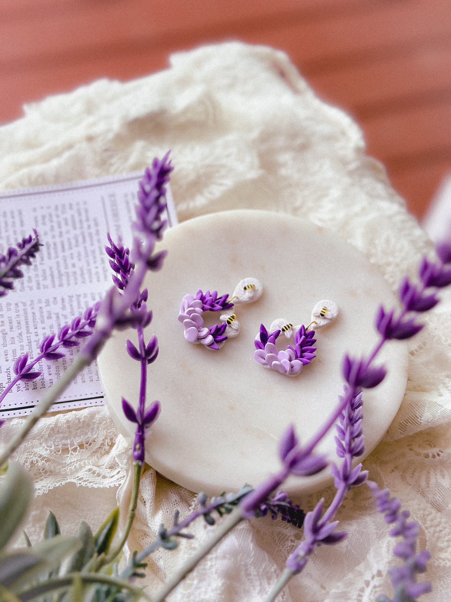 Wisteria Daisy Window Statement Studs