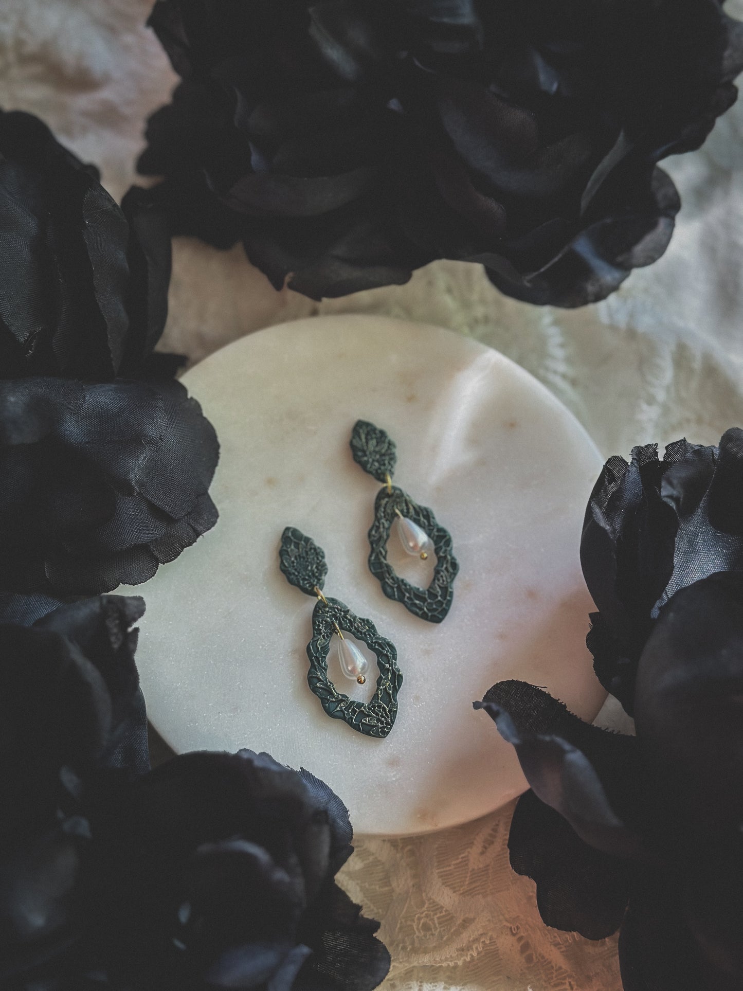 HOTD Hightower Green Lace Pearl Cutout Dangles
