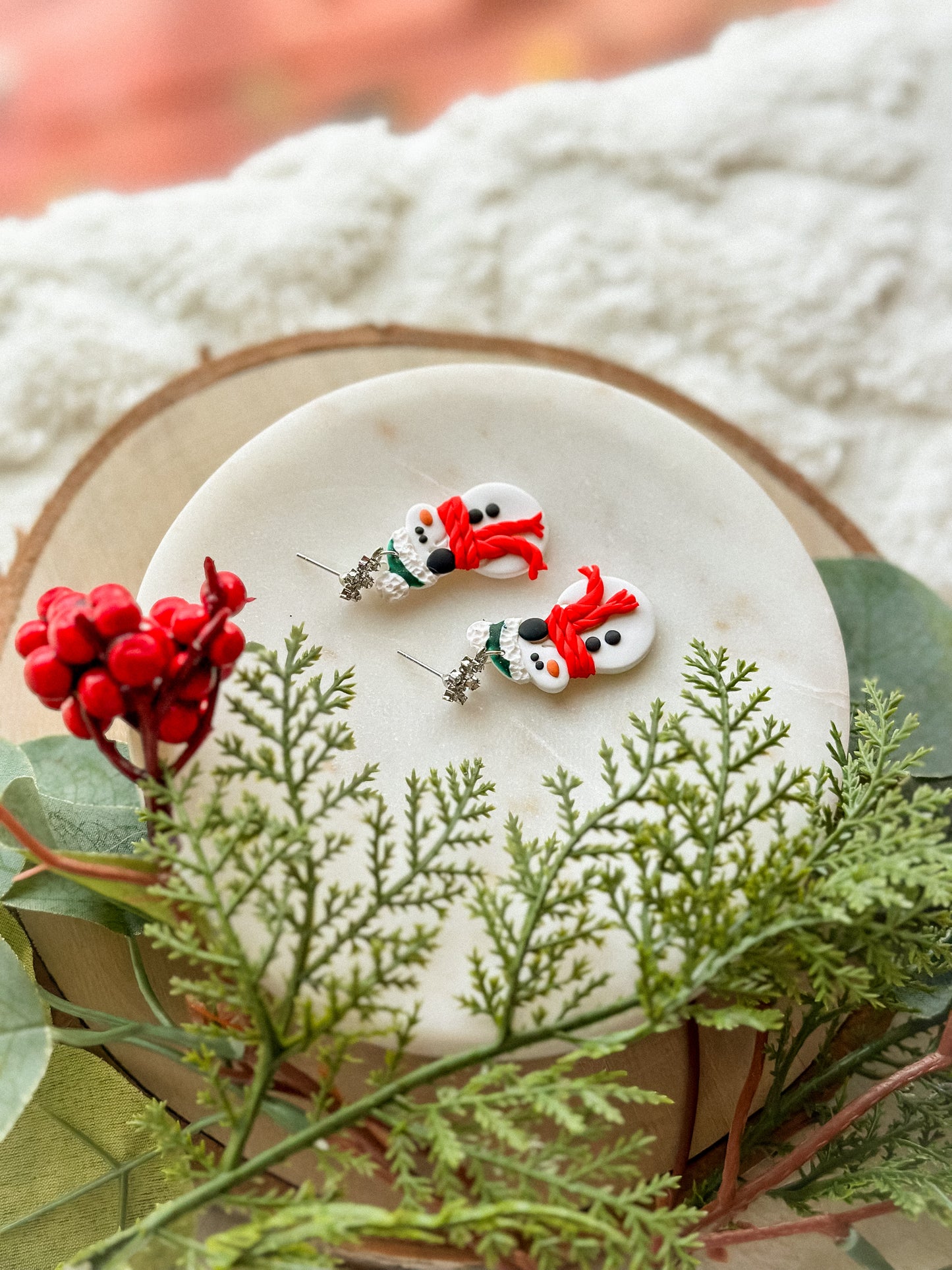Snoopy Snowman on Crystal Snowflakes