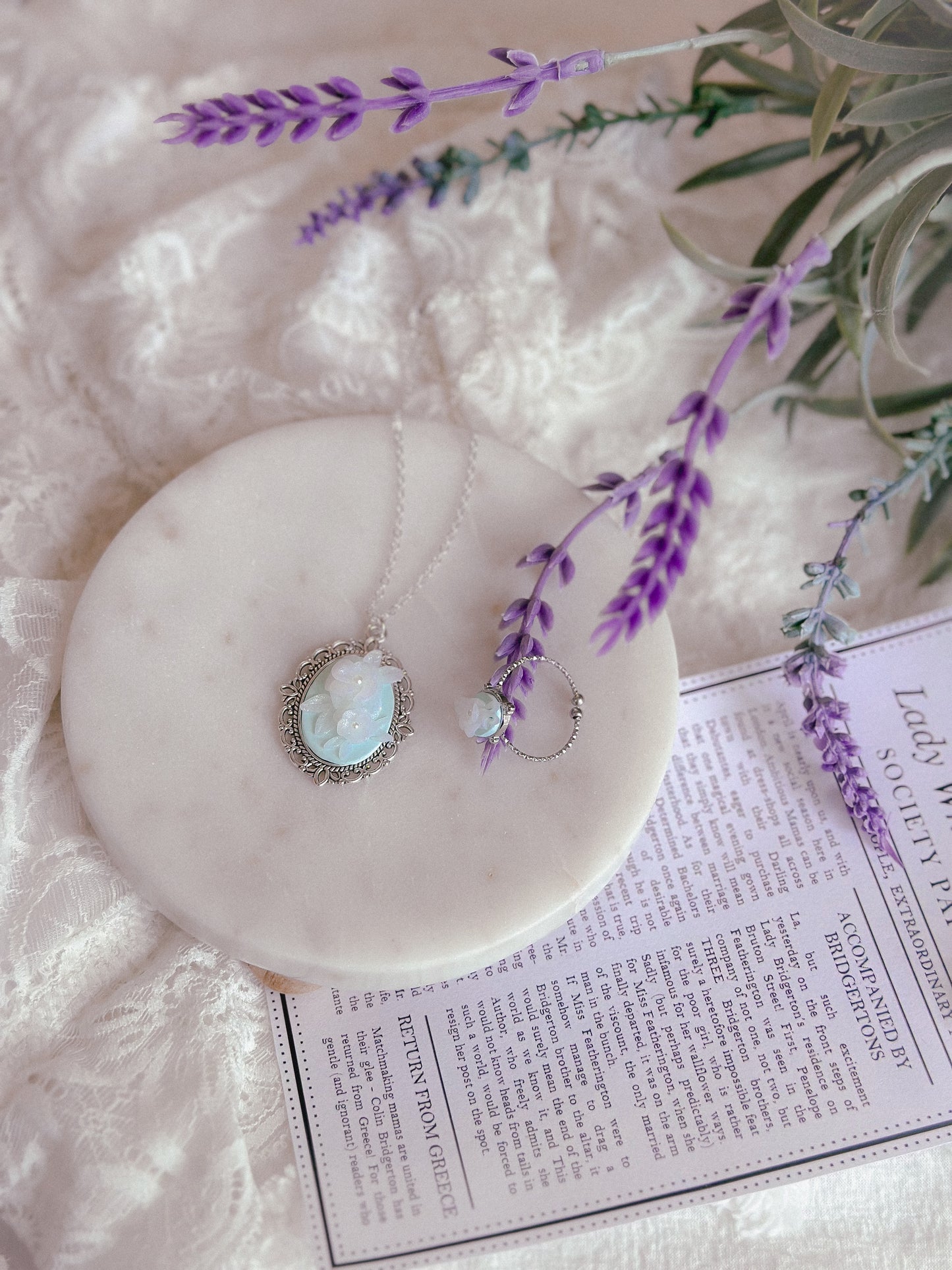 Translucent Floral Cameo Necklace- Mint Silver / 10”