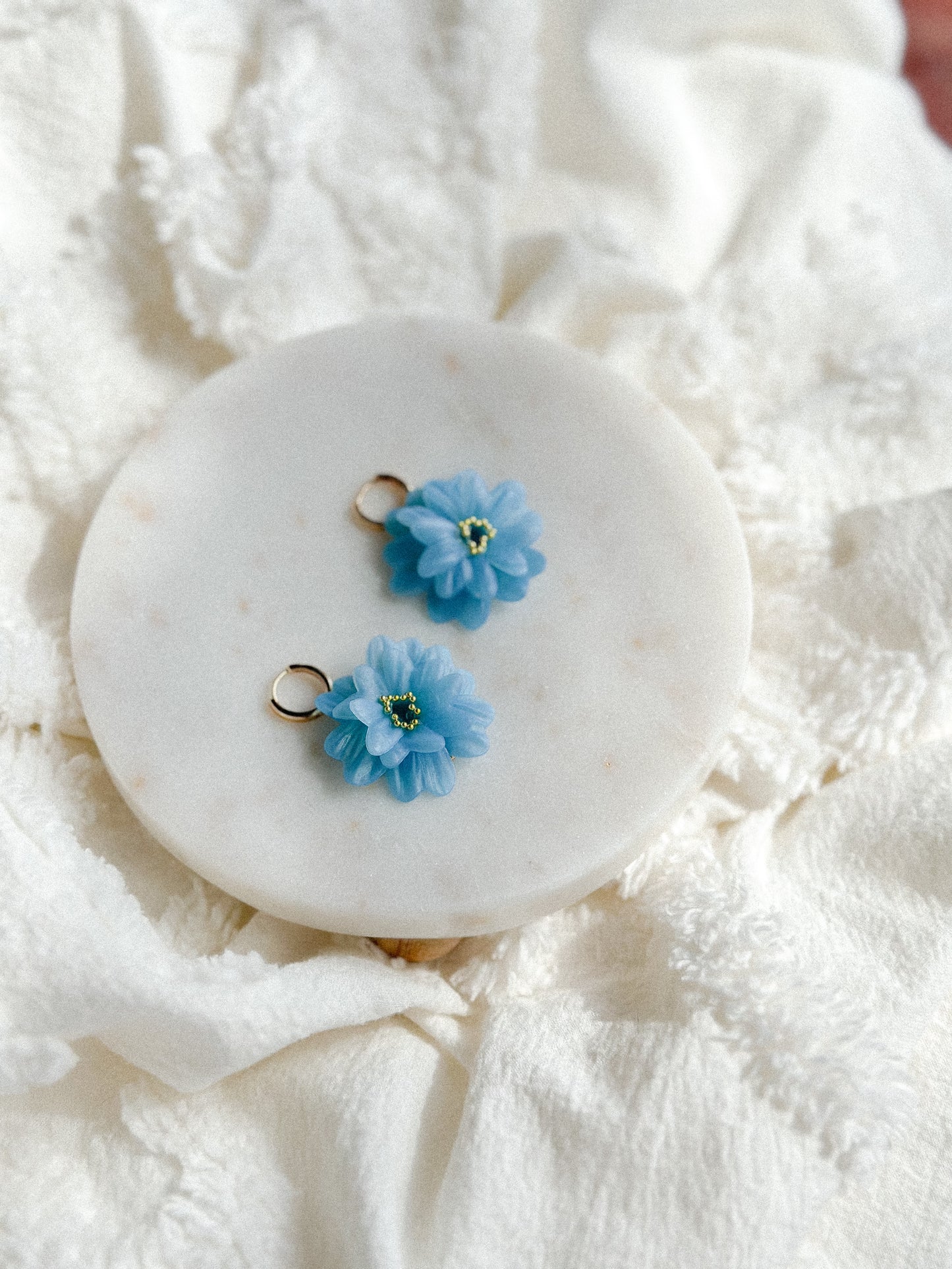 Blue Translucent Single Flowers on Huggies