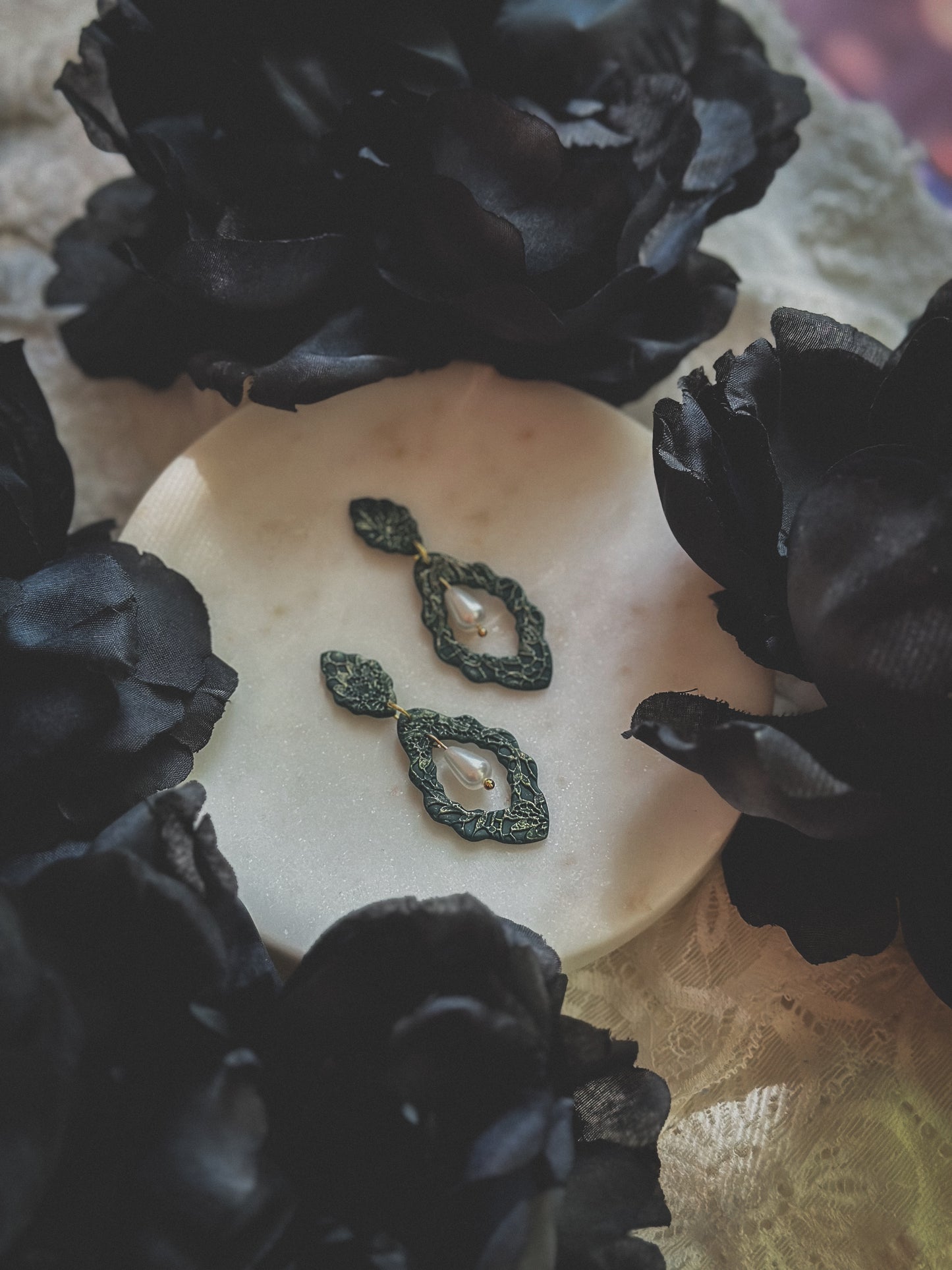 HOTD Hightower Green Lace Pearl Cutout Dangles
