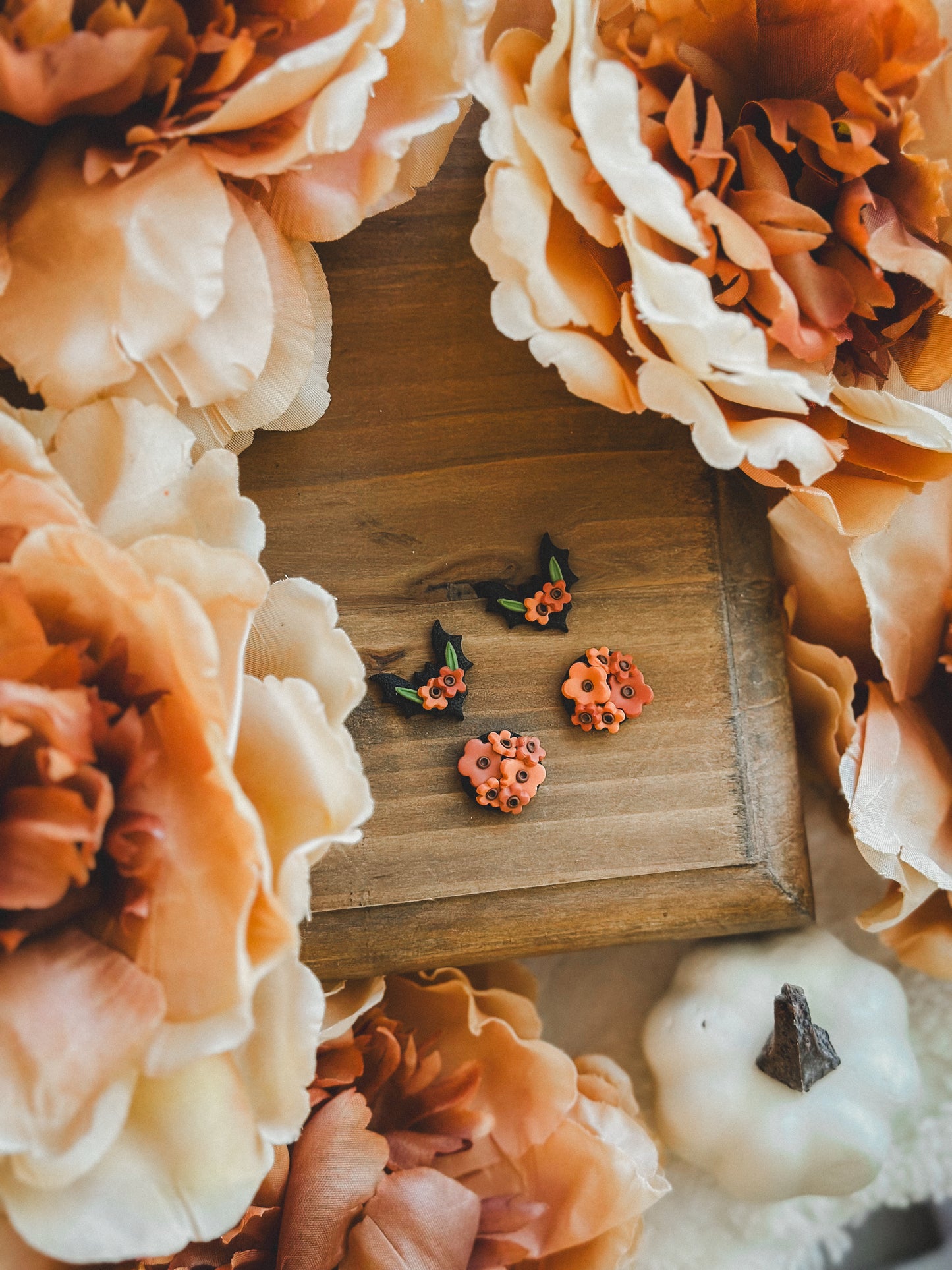 Batty + Vintage Floral Cluster Stud Pack