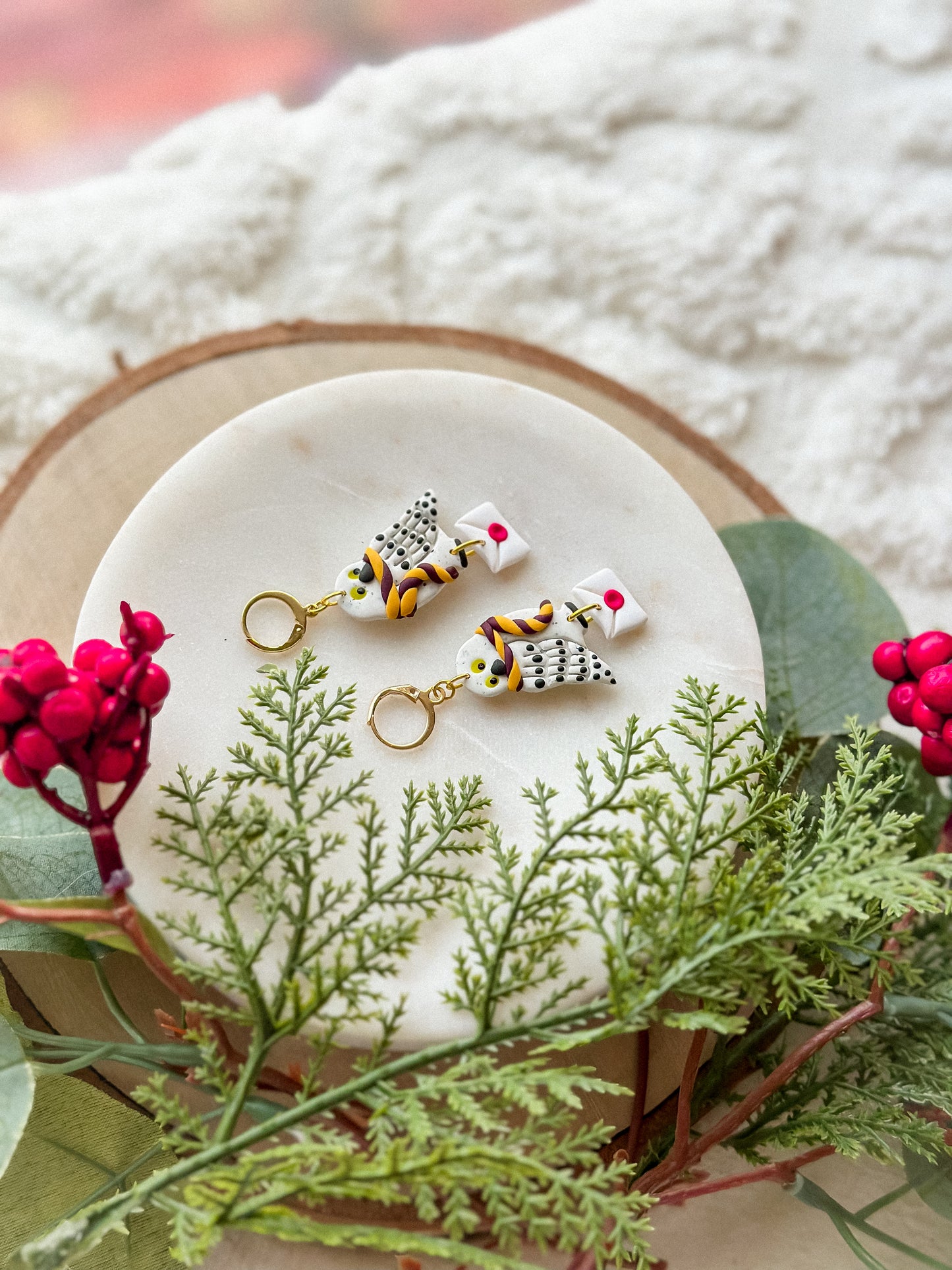Hedwig with Gryffindor Scarf Drops