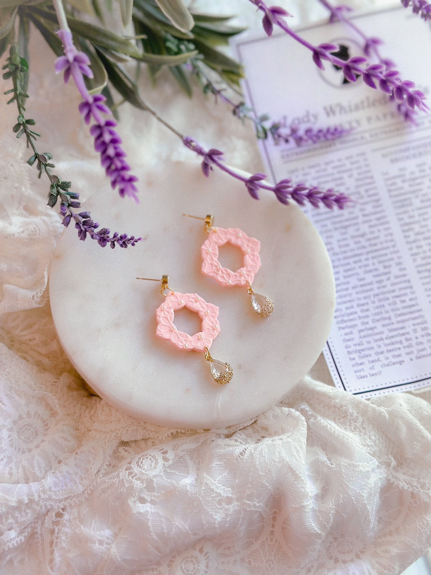Peach Pearl Daisy Lace Crystal Drops