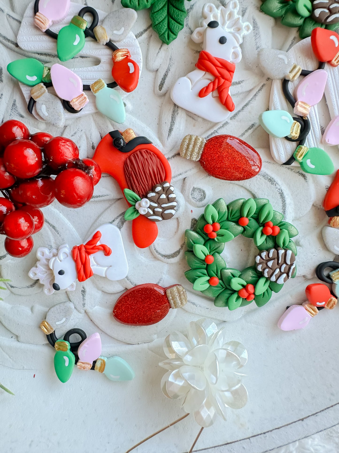 Holiday Wreaths w/ Bow Toppers