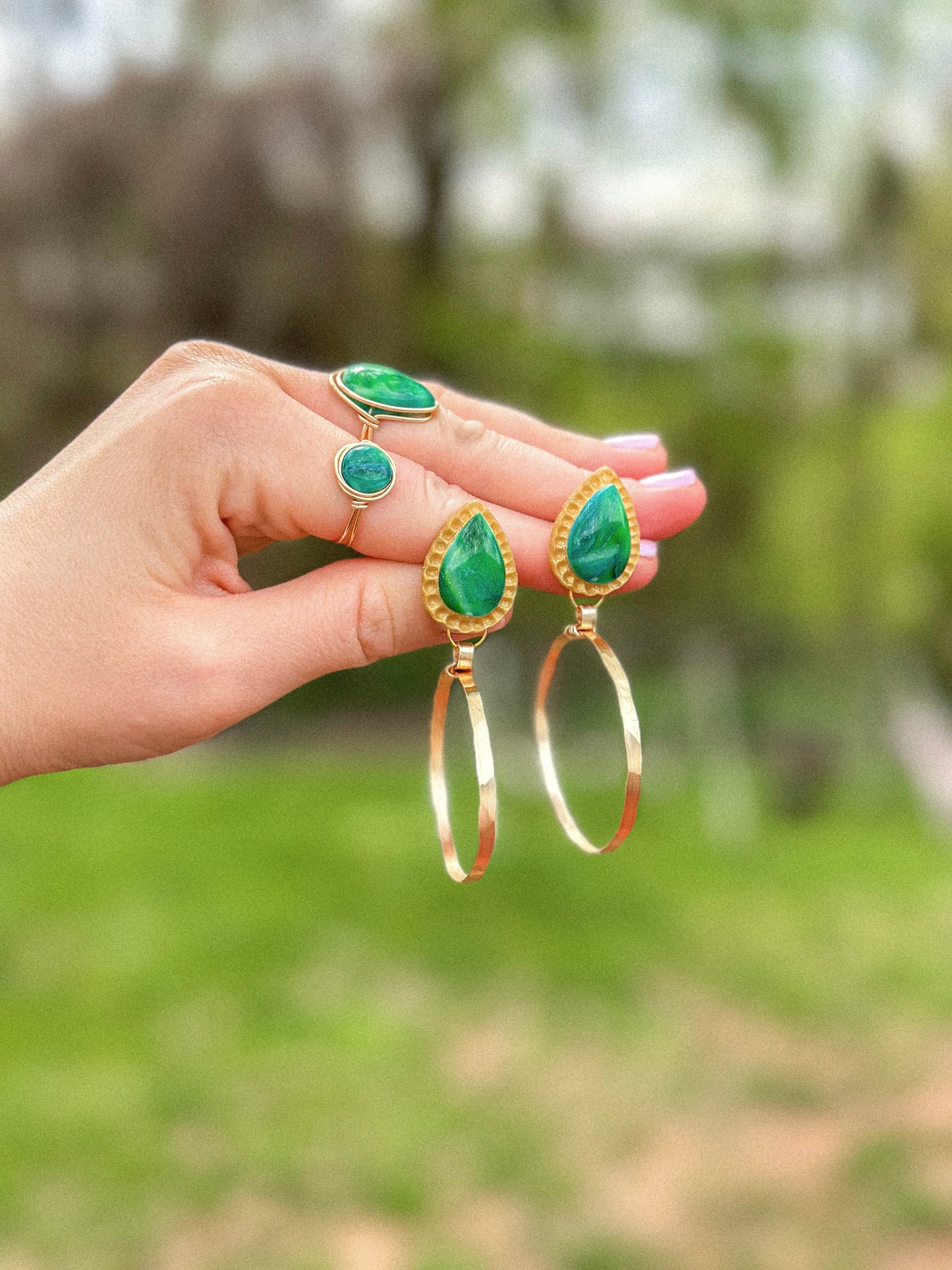 Caladan Green Teardrop Gold Wire Wrapped Adjustable Ring