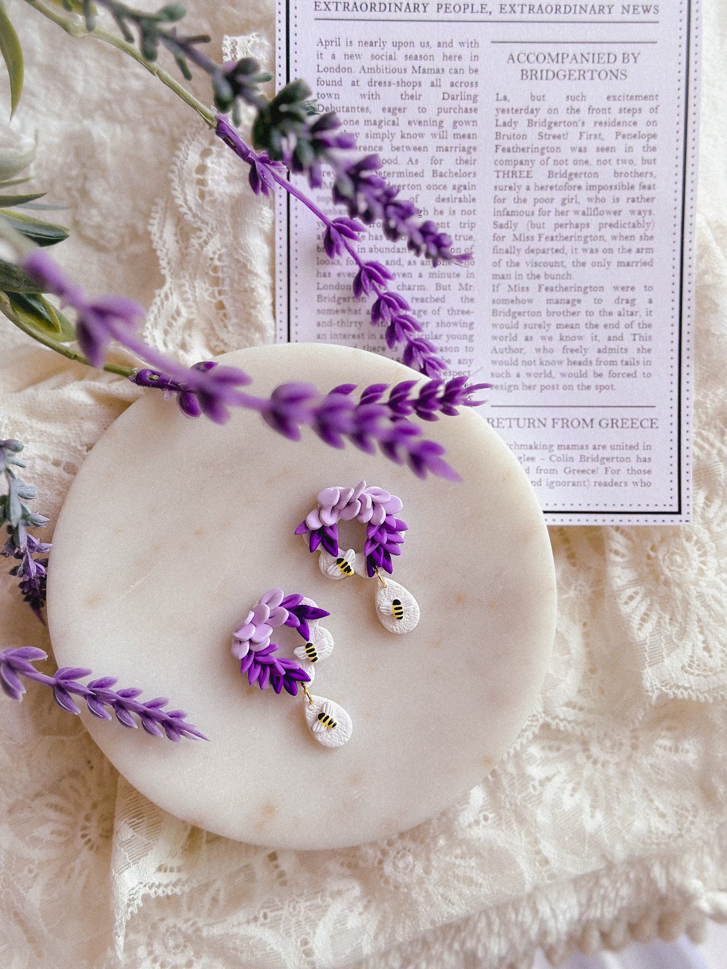 Wisteria Daisy Window Statement Studs