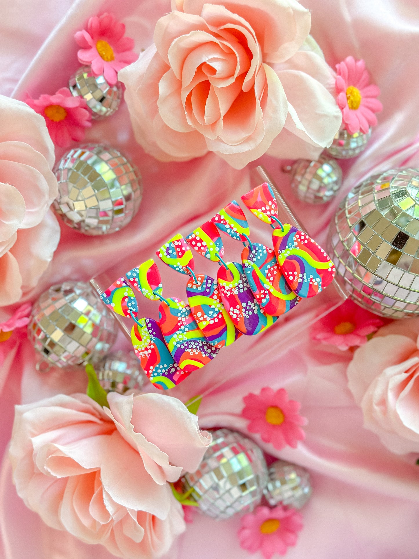 Hot Skatin’ Barbie Neon 90’s Drops