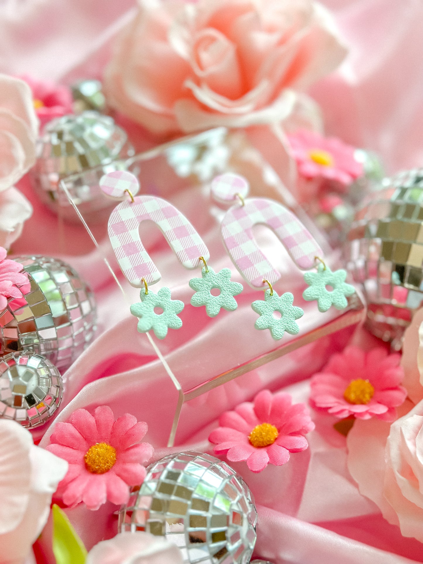 Pink Gingham Barbie Flower Arches