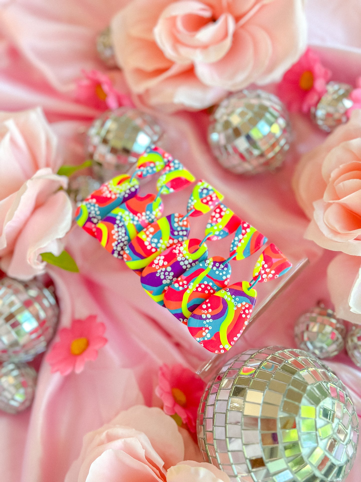 Hot Skatin’ Barbie Neon 90’s Drops