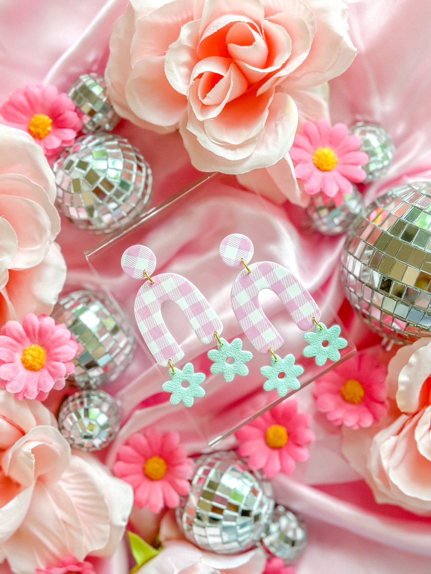 Pink Gingham Barbie Flower Arches