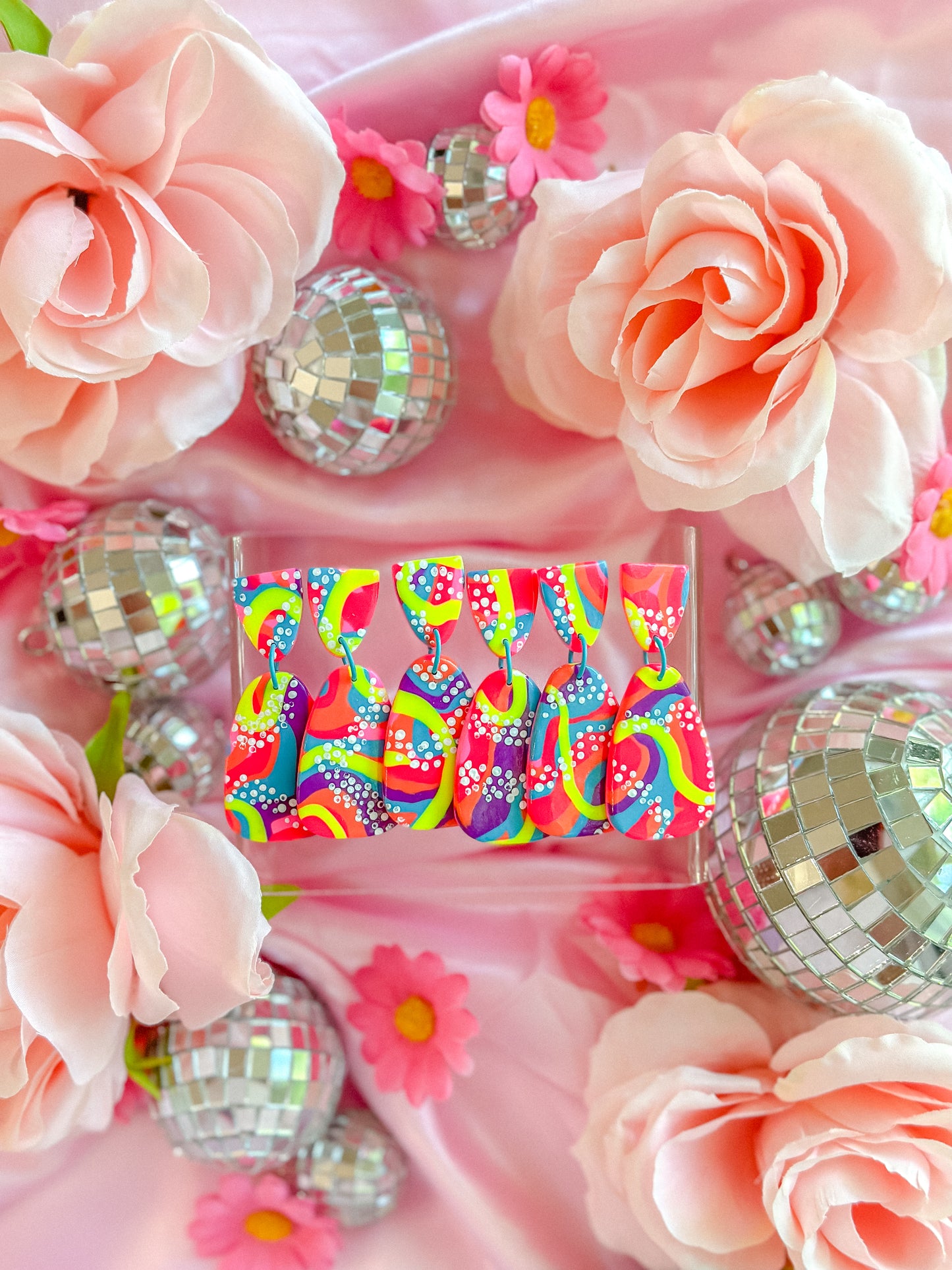 Hot Skatin’ Barbie Neon 90’s Drops