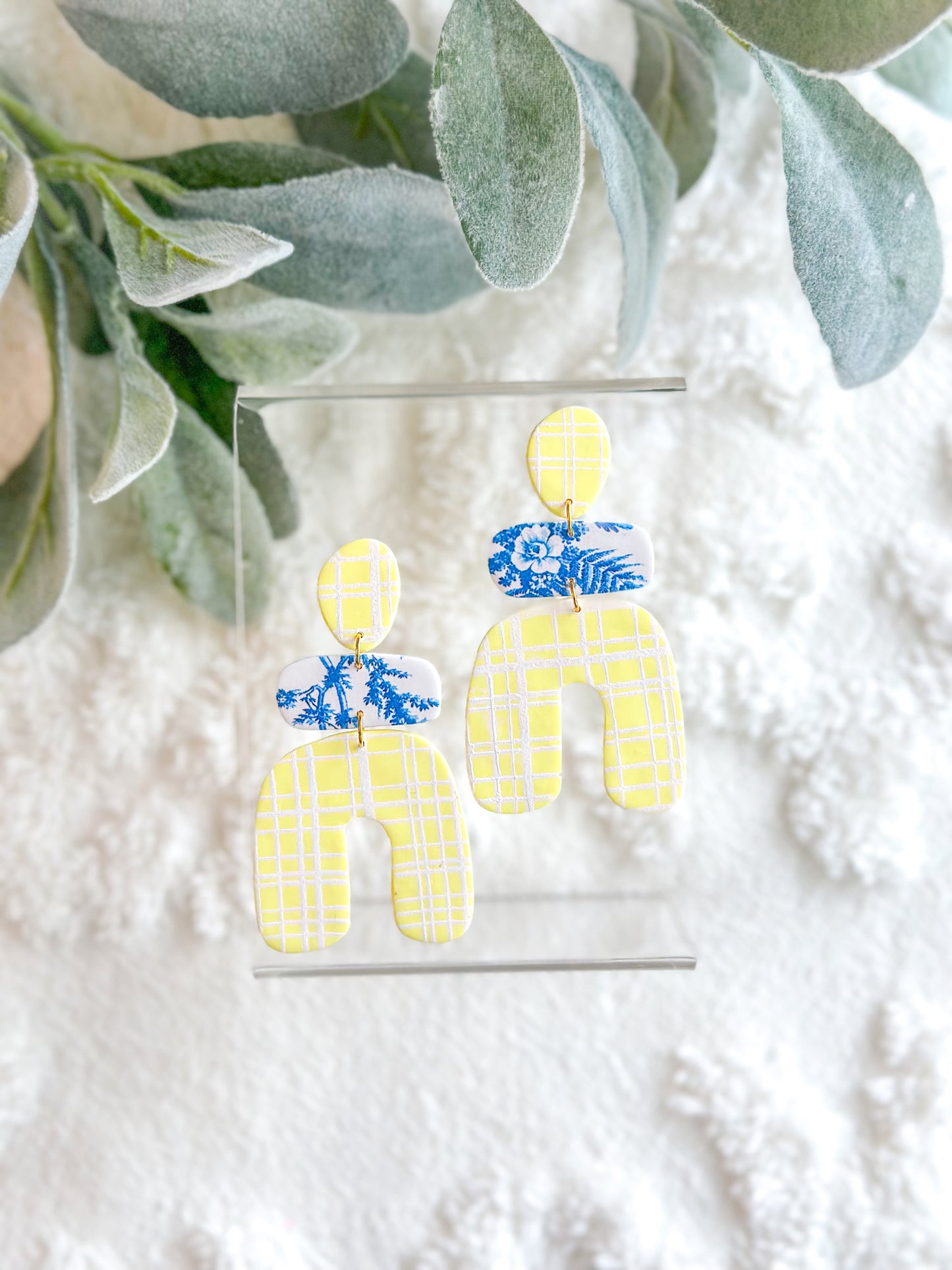 Chinoiserie + Chartreuse Plaid Arches
