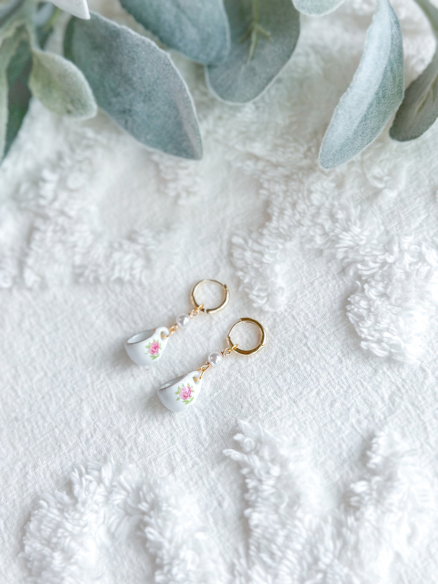 Teacup + Pearl Huggies