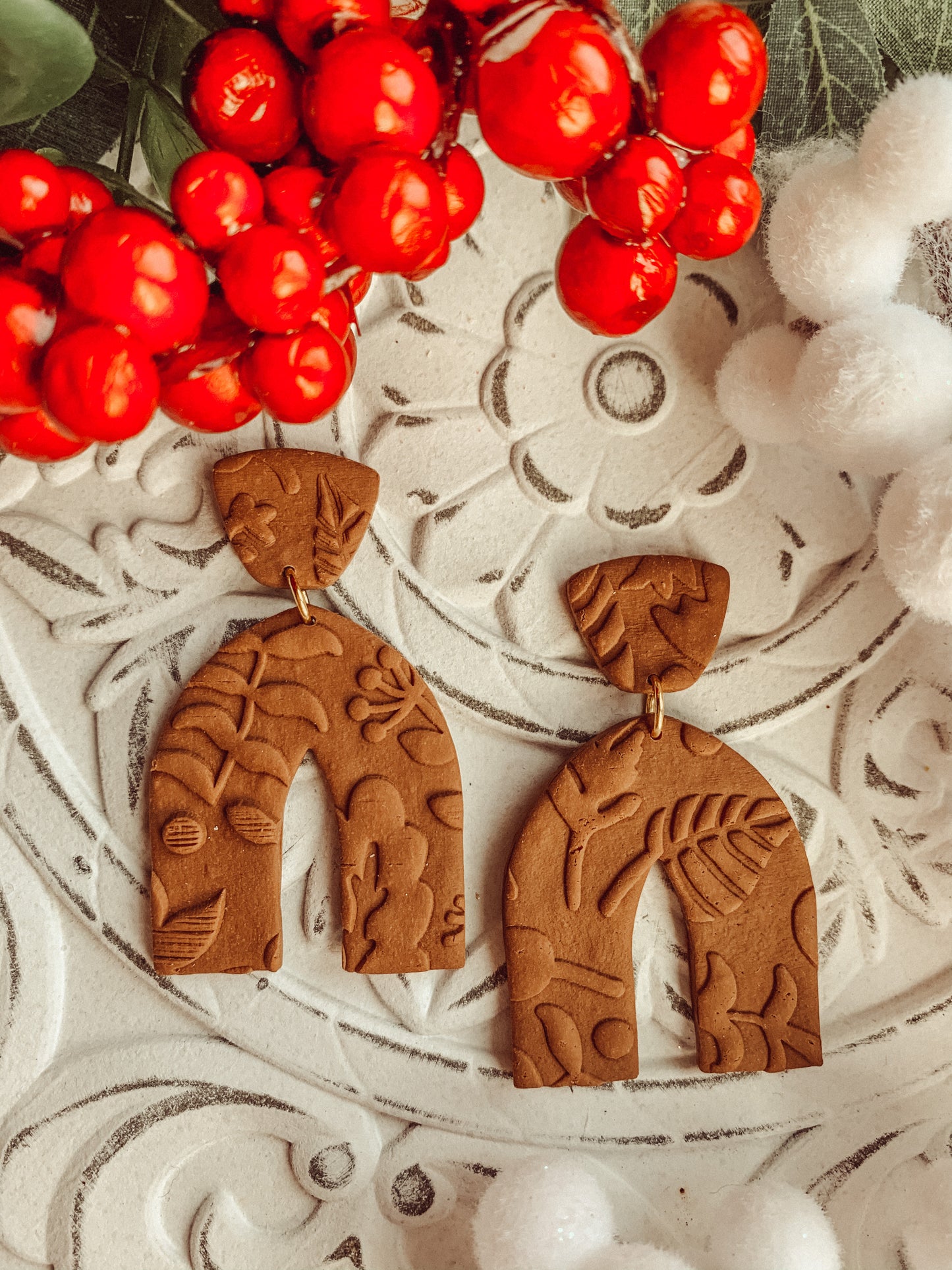Textured Arch Dangles // Gingerbread