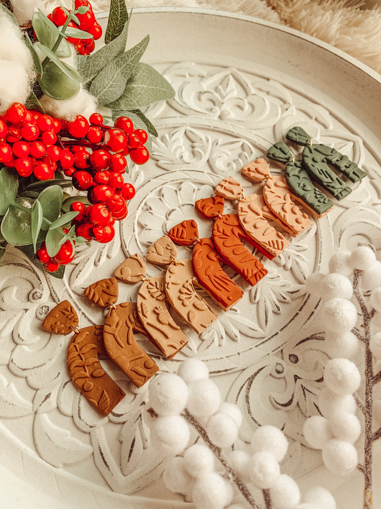 Textured Arch Dangles // Gingerbread