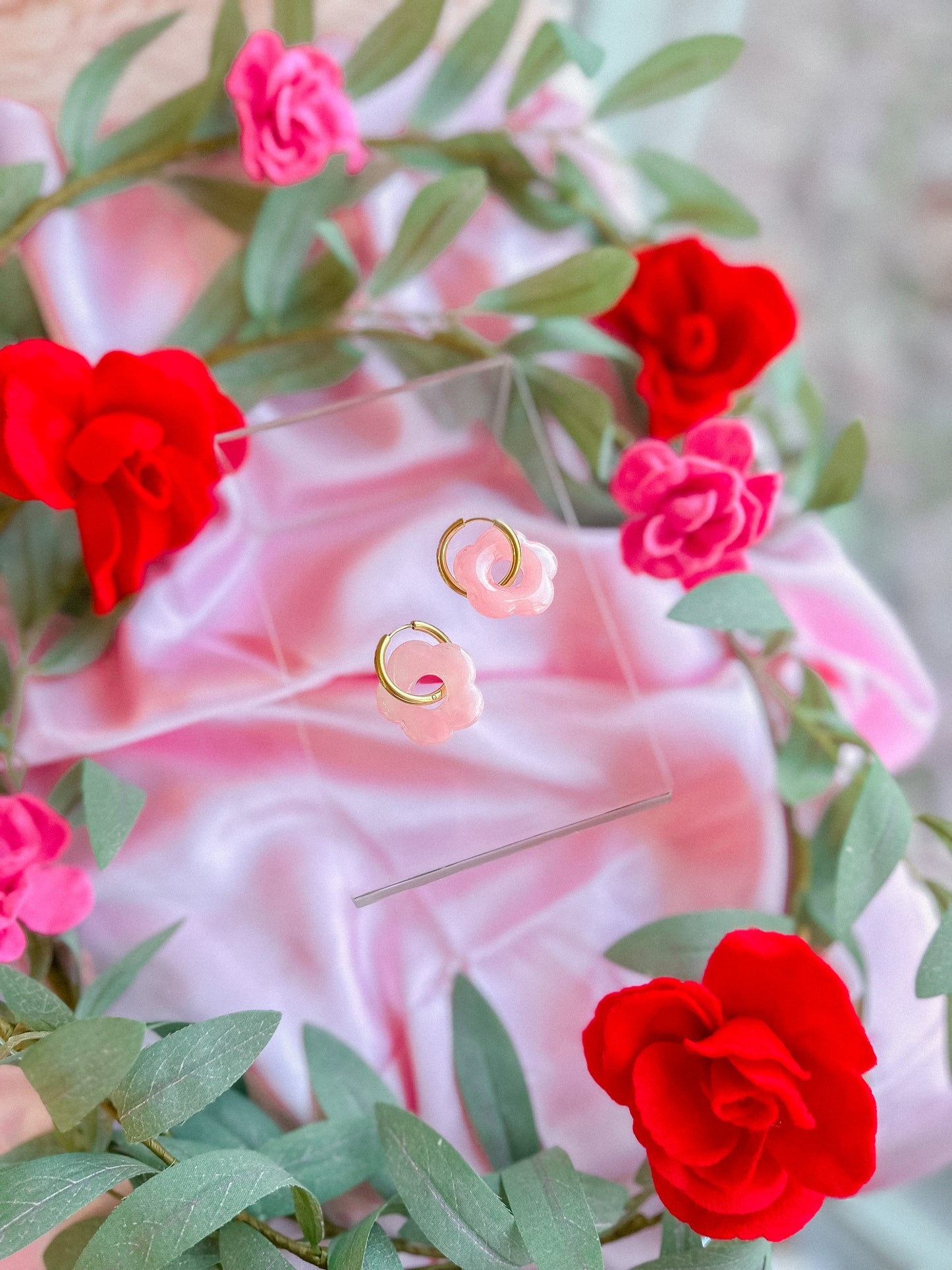 Pink Champagne Daisy Huggies // Vday 2023