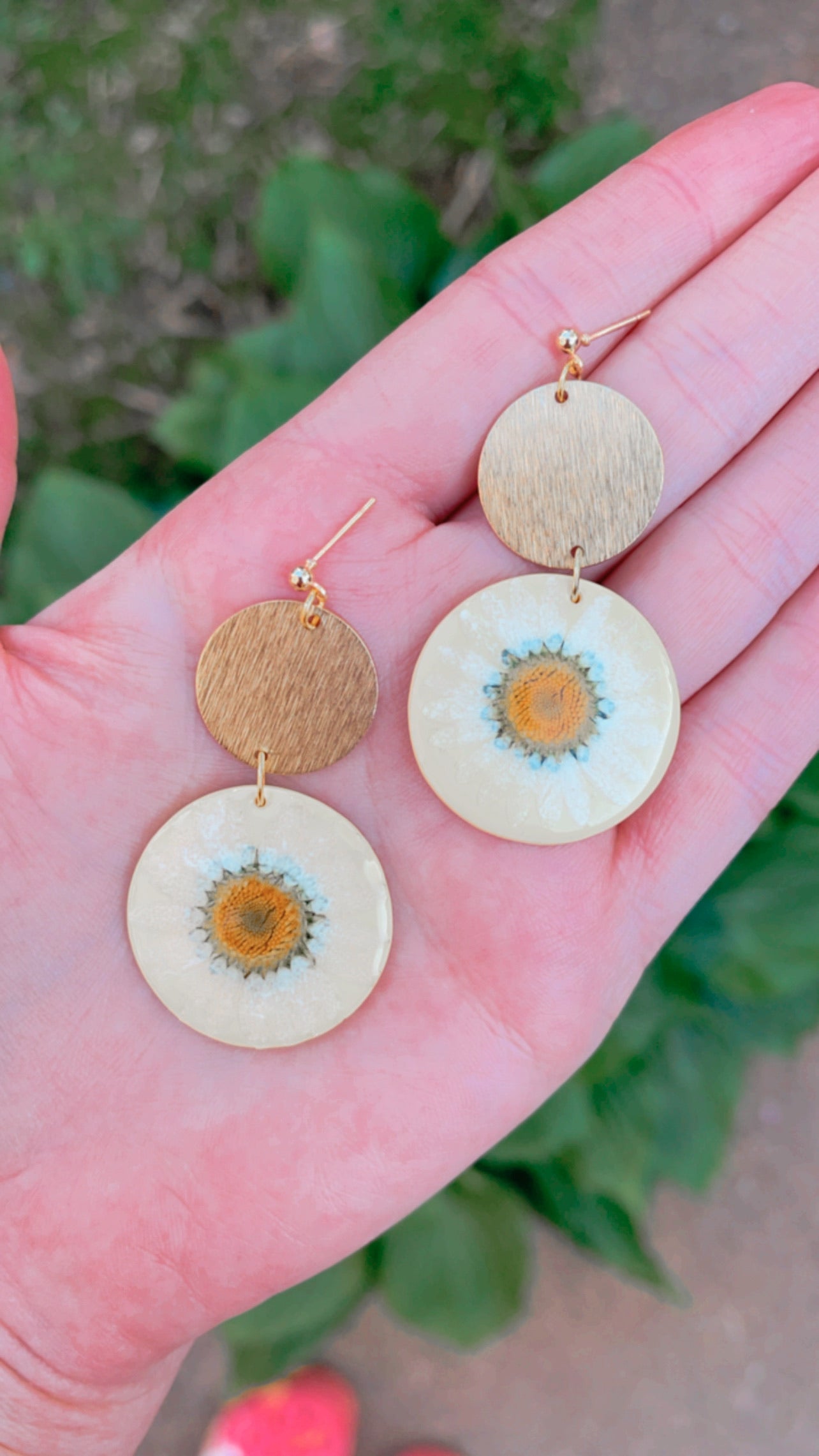 Round Pressed Daisy Dangles // Spring Collection