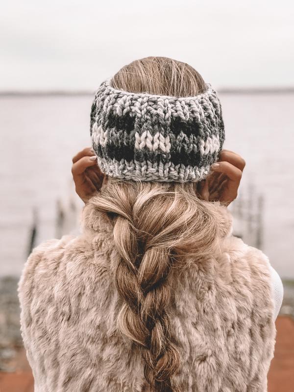 Easy Knitting Pattern Adult Plaid Headband Fair Isle Knitting // Buffalo Plaid Headband