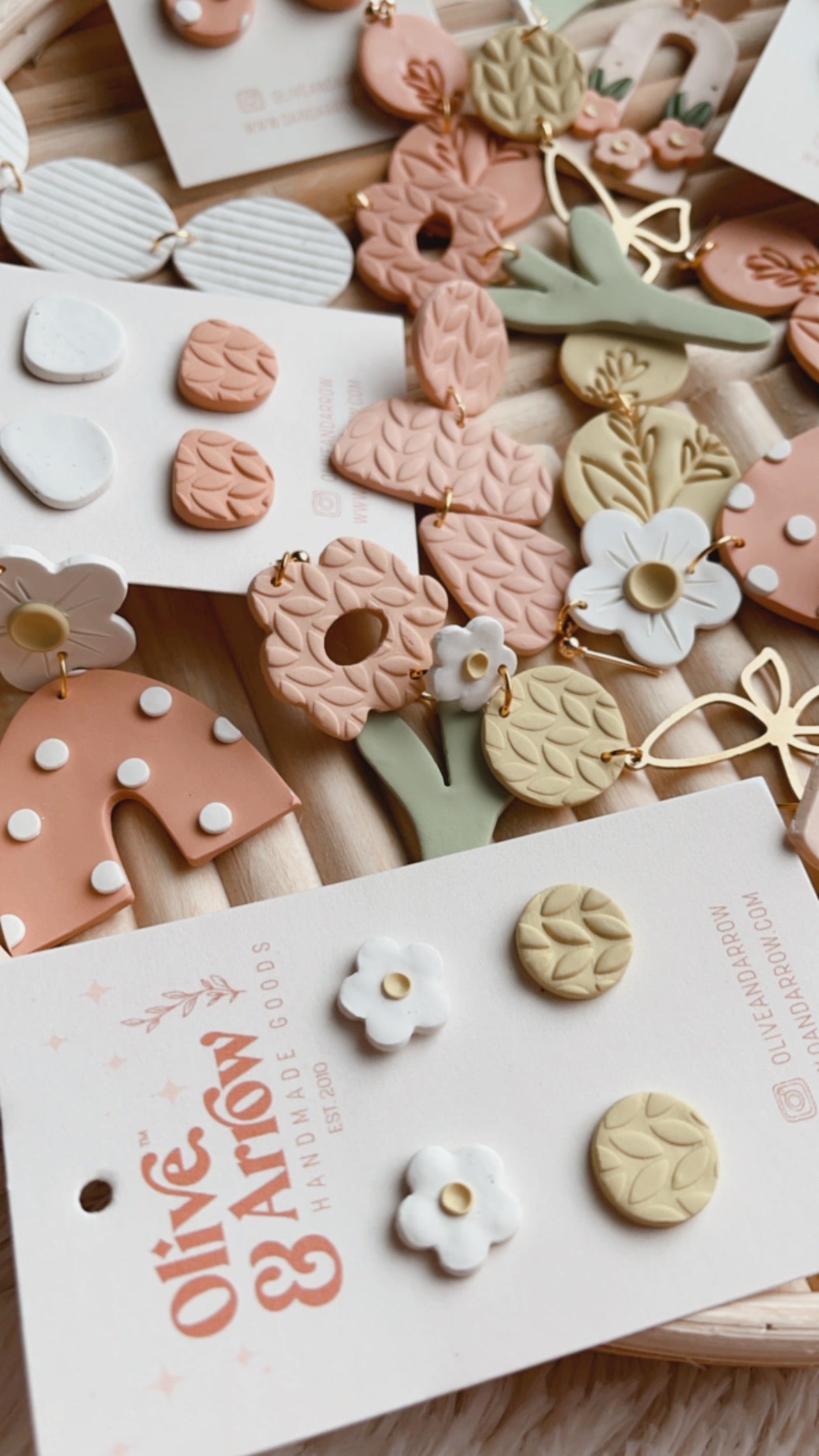 Textured Coral + Speckled Cream Stud Pack // Spring Collection