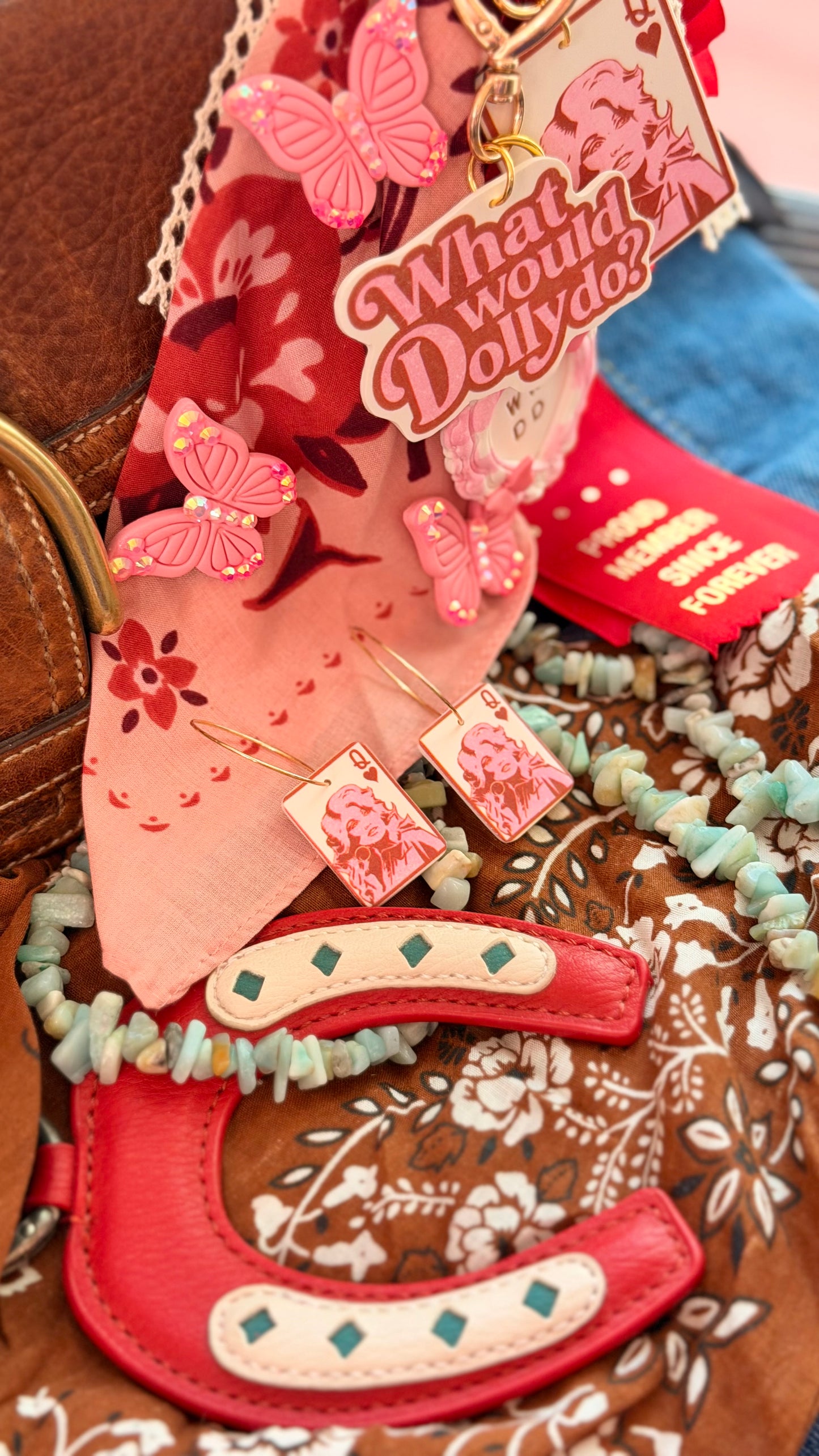 Queen Dolly Card Earrings