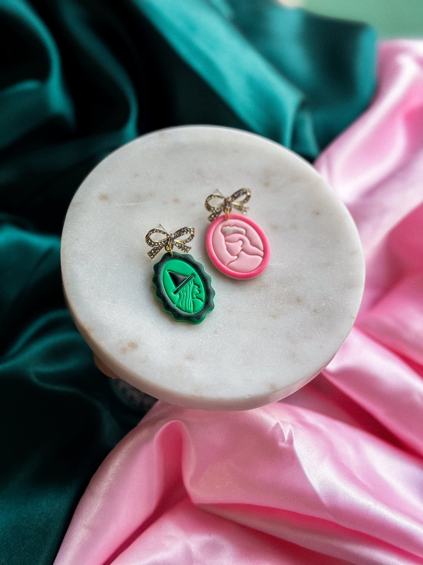 Glinda + Elphaba portrait earrings pink and green handmade polymer clay dangle earrings Wicked inspired earrings
