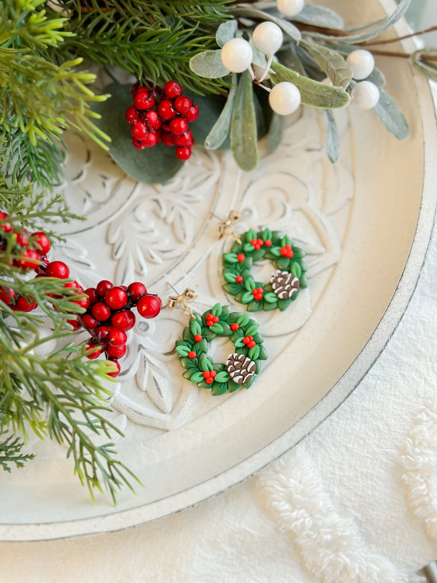 Holiday Wreaths w/ Bow Toppers