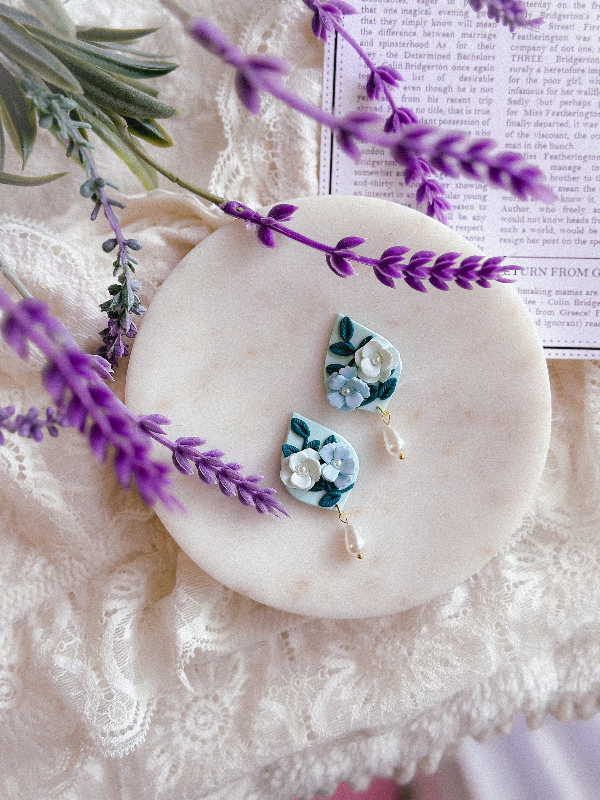 Penelope Stud-Pearl-L main image 1