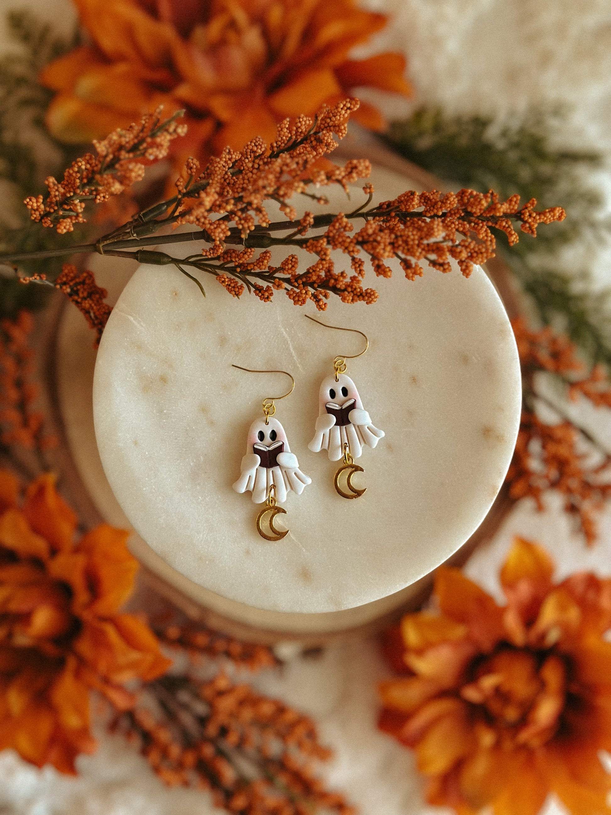 Ghostie Reading a Booooook Dangles polymer clay ghost earrings holding book, Halloween jewelry