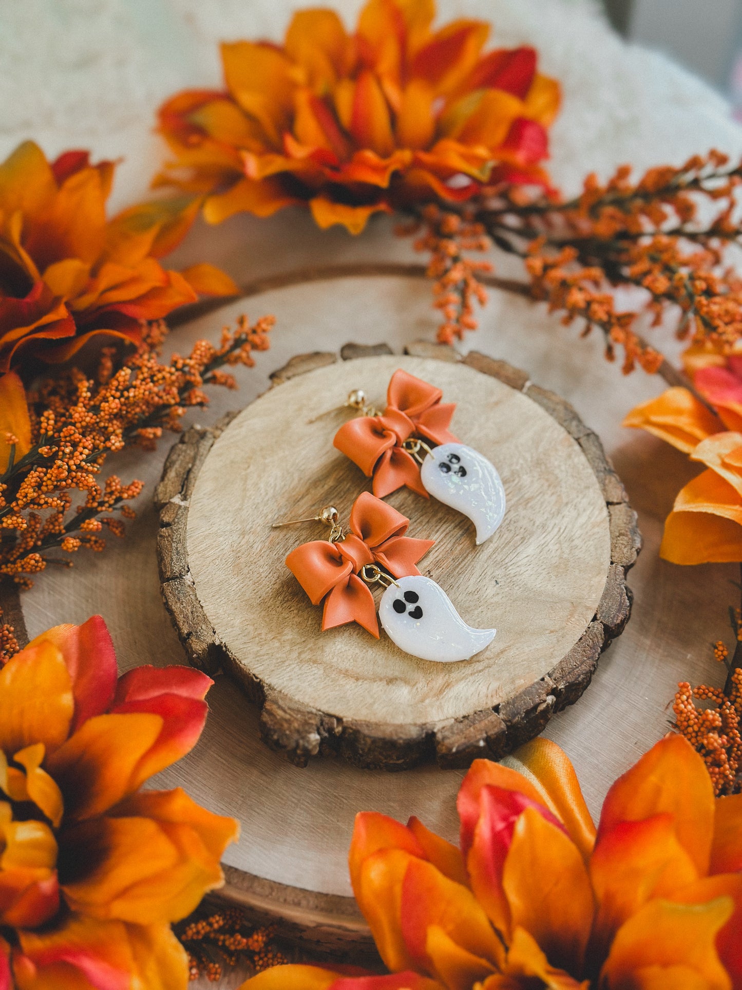 Opal Ghosties with Pumpkin Bows