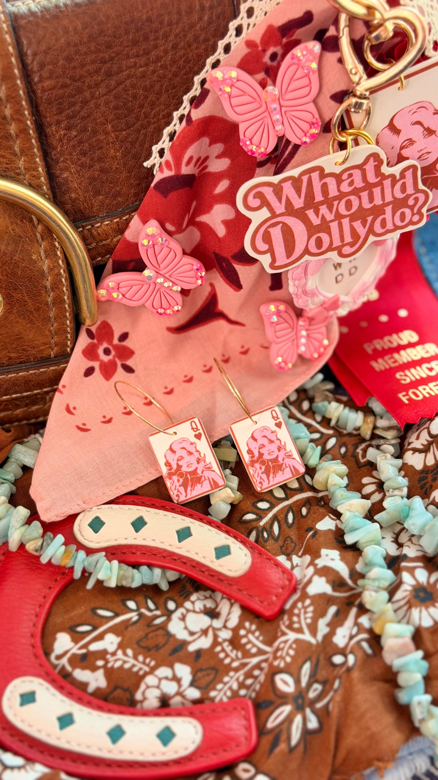 Queen Dolly Card Earrings