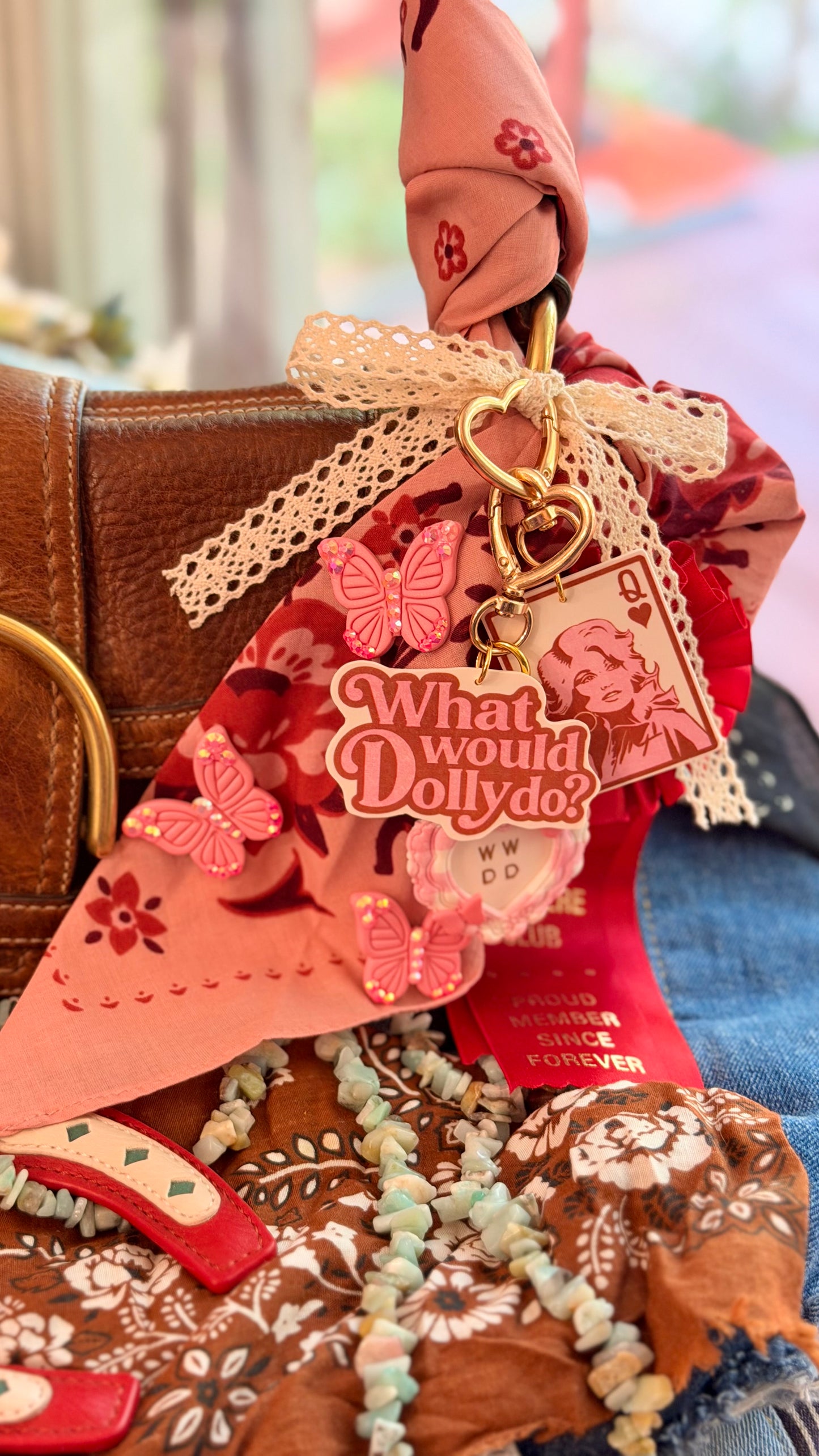 What Would Dolly Do Script Bagcharm / Keychain