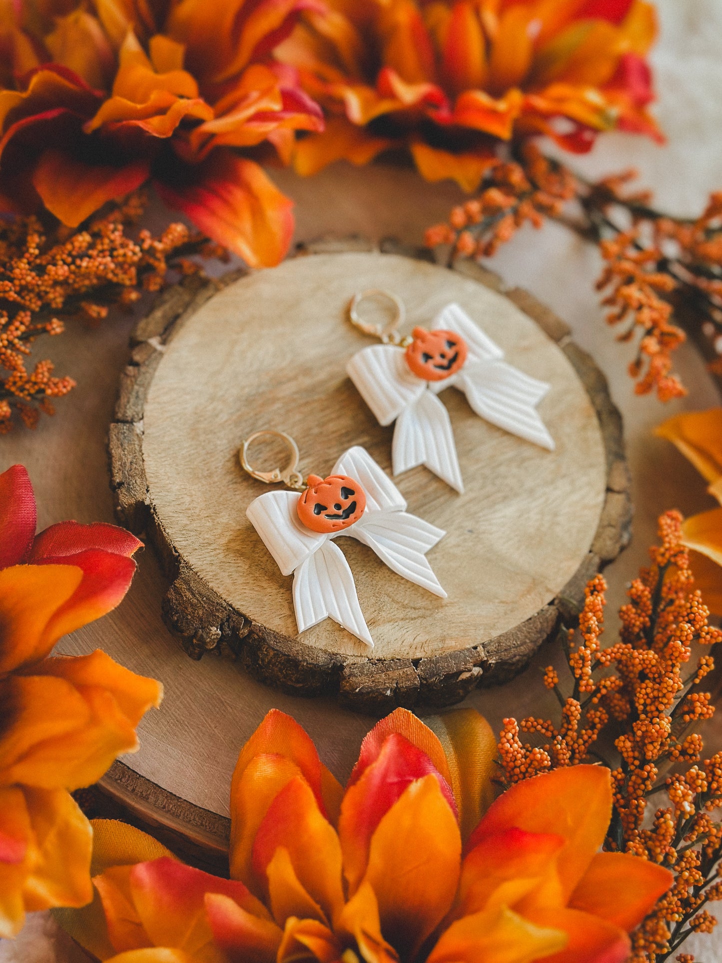 Corduroy Cream Pumpkin Bows