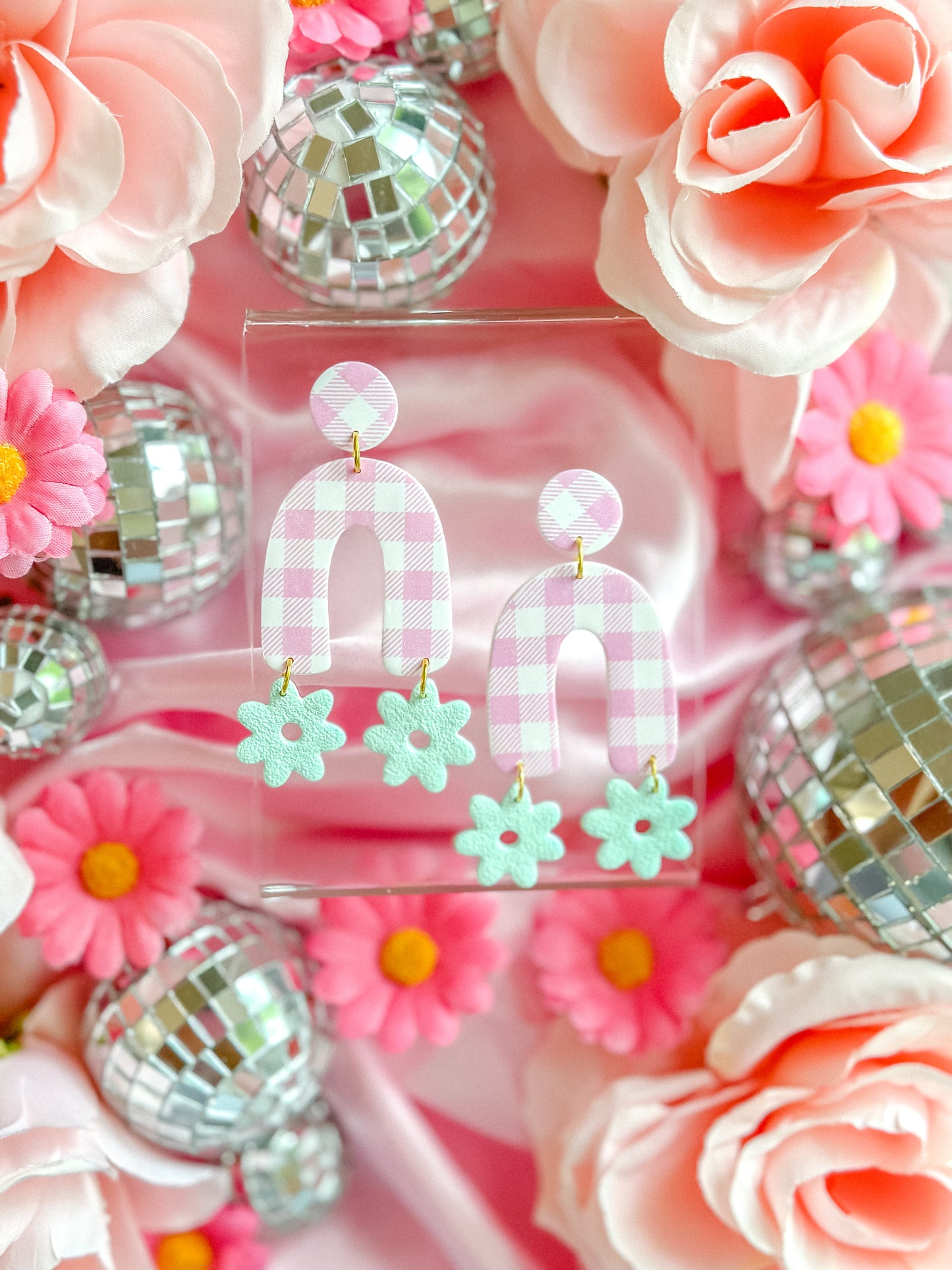 Pink Gingham Barbie Flower Arches