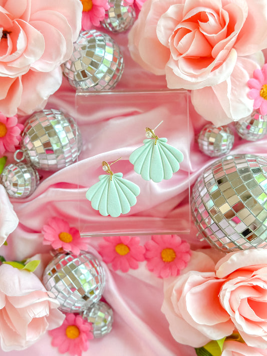 Mermaid Barbie Aqua Shimmer Shells w/ Pearl Toppers